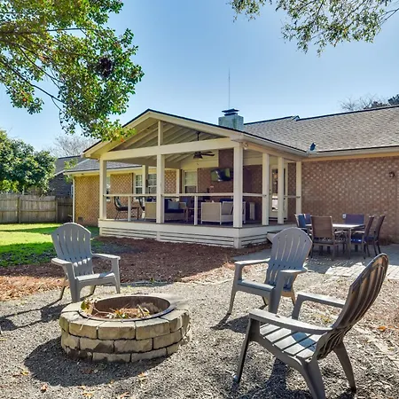 3 Mi To Beach Coastal Escape In Mount Pleasant